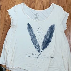 American Eagle S t-shirt
